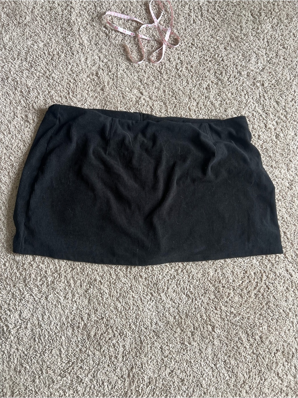 HALARA Black Ribbed Mini Skirt